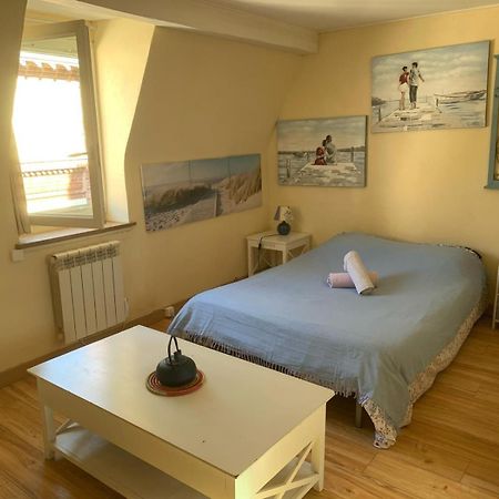 Charming Flat Middle Of Trouville, 150M From Beach Exterior photo